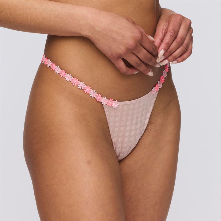 Avero Tiny String Powder Rose