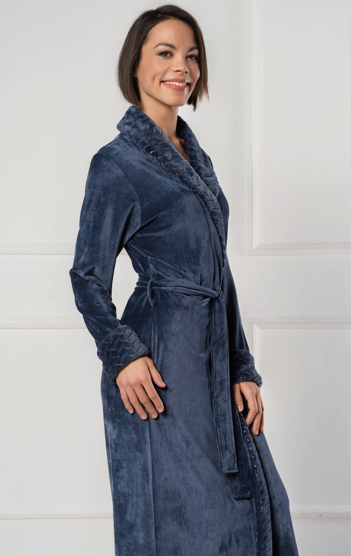 Elegant morgenkåpe fra Belmanetti i bærekraftig bambus-velour, produsert i Europa
