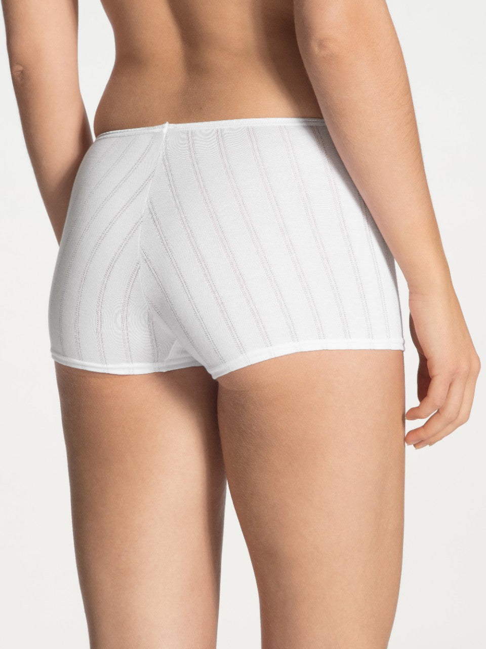 Calida Etude Toujours Boxer – feminin truse i myk Supima®-bomull med blondekant - ryggbilde