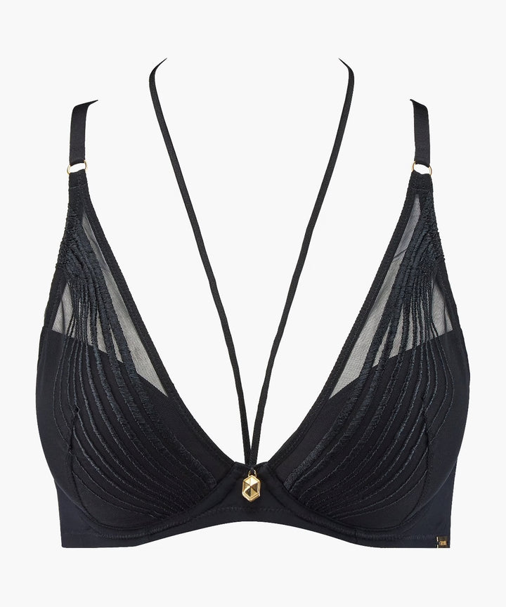 Sumptuous Waves Plunge BH Smoky Attraction