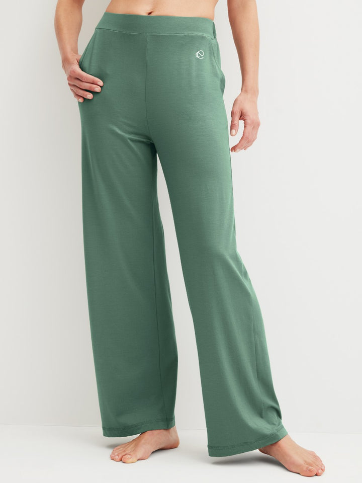Balancing Bukser Laurel Green