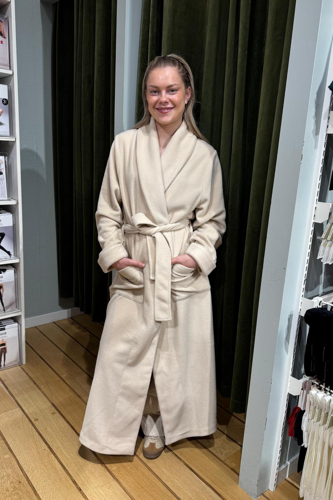 Ruth Morgenkåpe Beige/Ivory