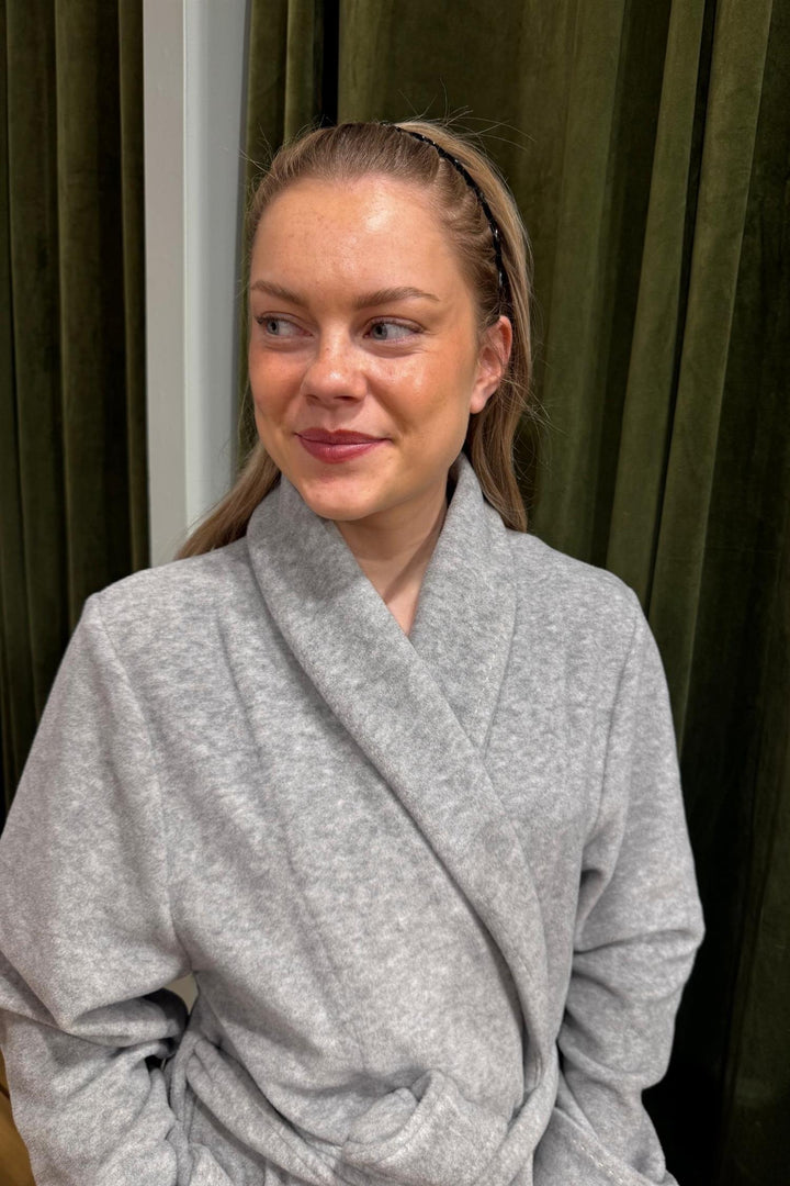Ruth Morgenkåpe Grey Chine/ Ivory