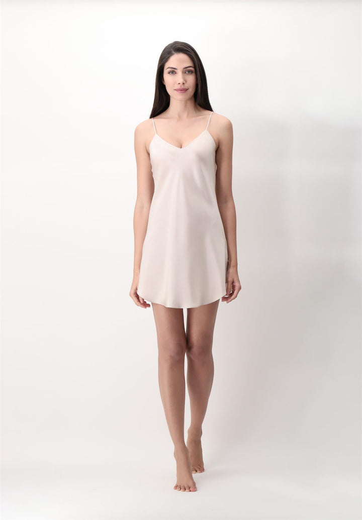 Luna di Seta Basic Seduction kjole i silke – petticoat nattkjole, frontbilde