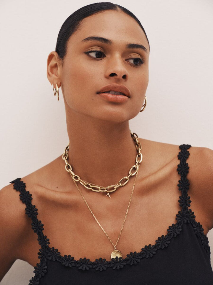 Avero Studio Topp Svart