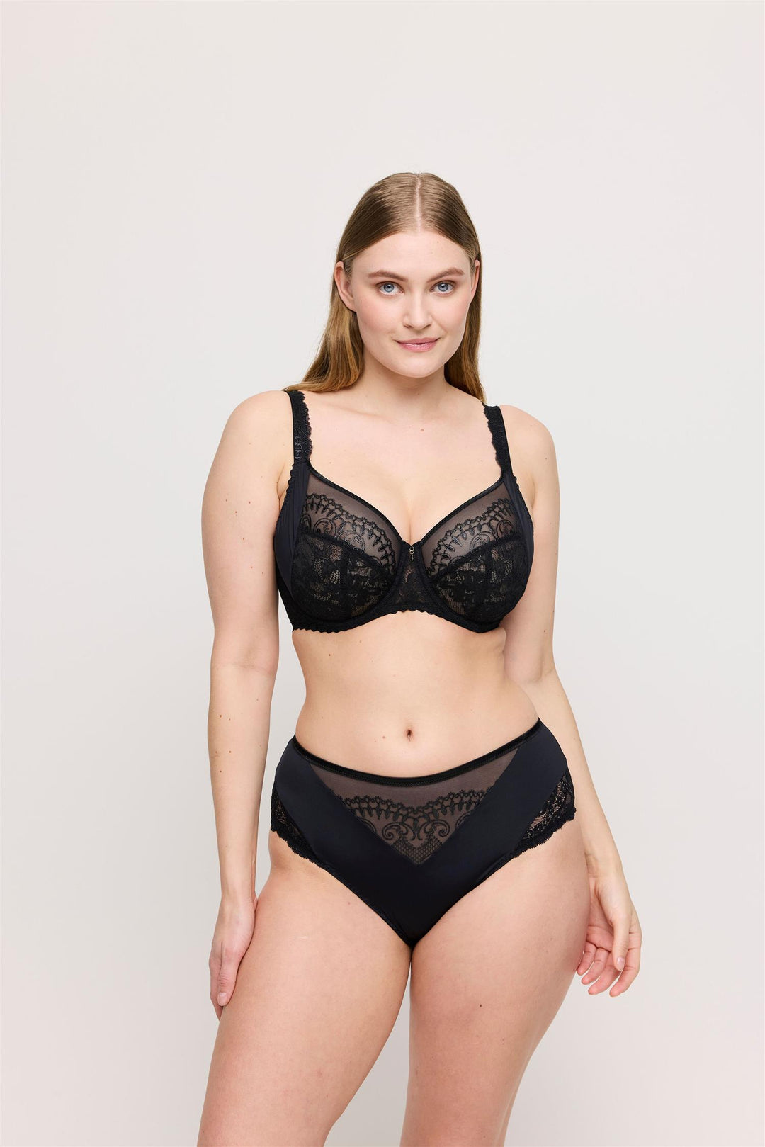 Shimla Full Brief Svart
