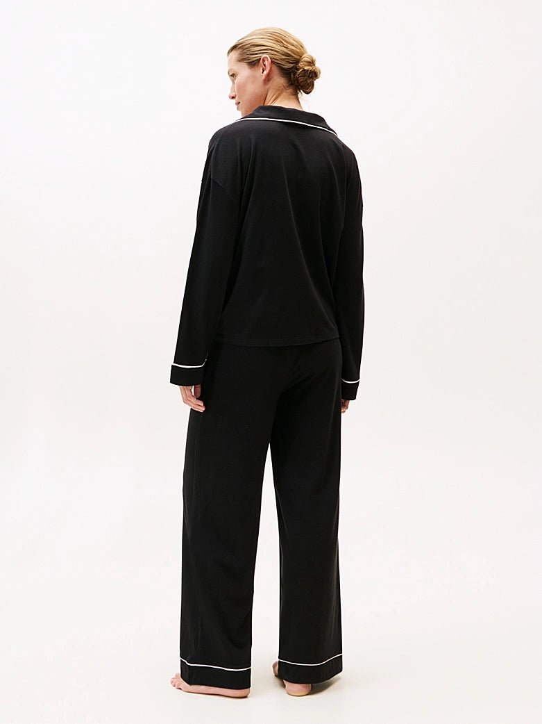 Tommy Hilfiger pysjamas i bærekraftig modal og bomull – klassisk og komfortabel