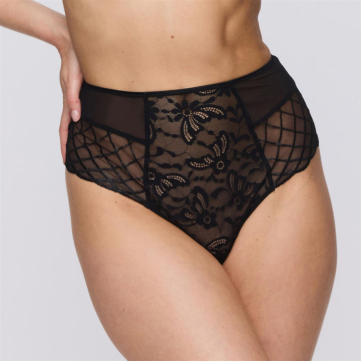 Aven High Waist String Svart