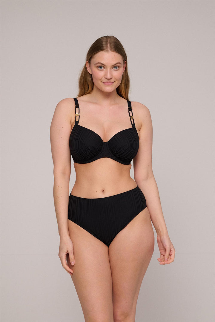 Kiruna Full Brief Bikinitruse Svart