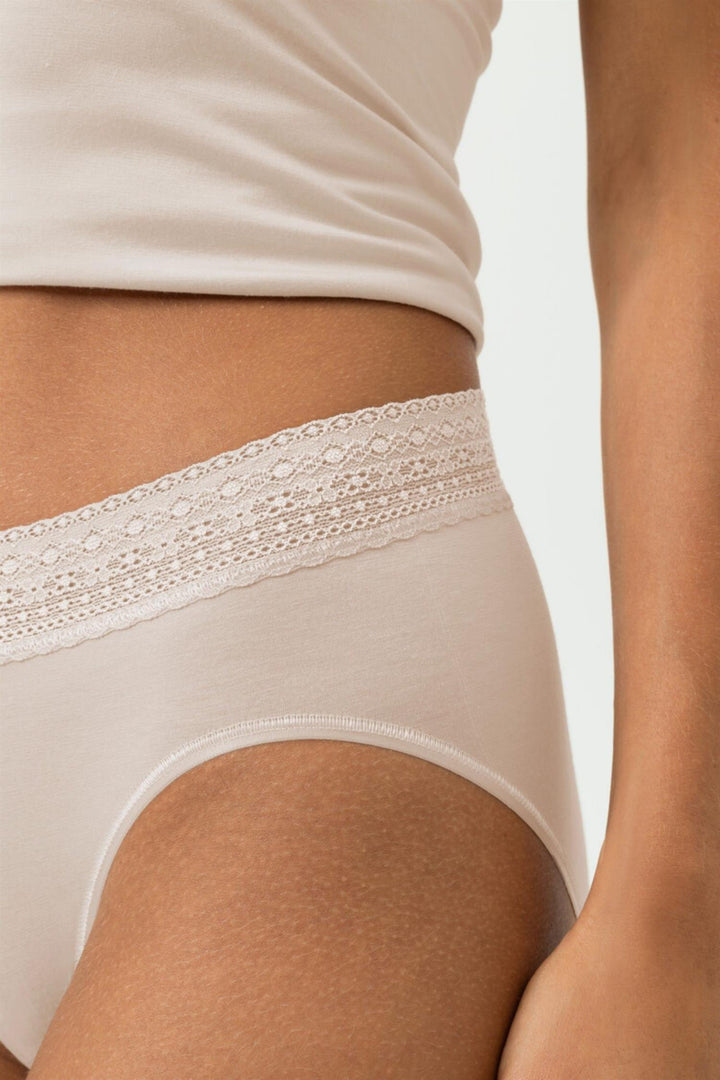 Modal Lace Truse Bailey