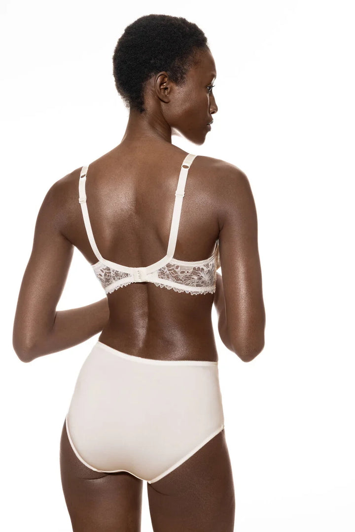 Luxurious Spacer-BH Champagne