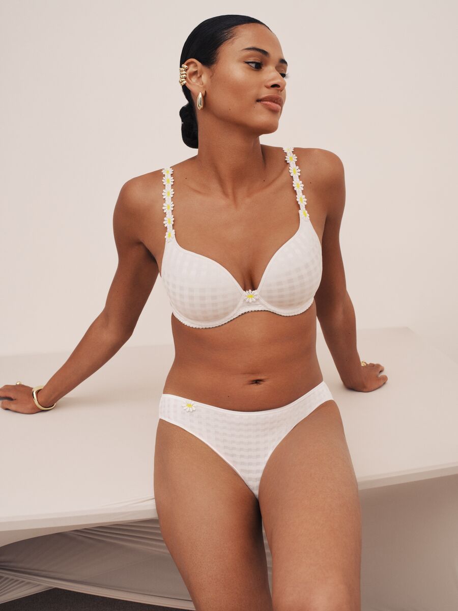 Avero Rio Brief Ivory Petal