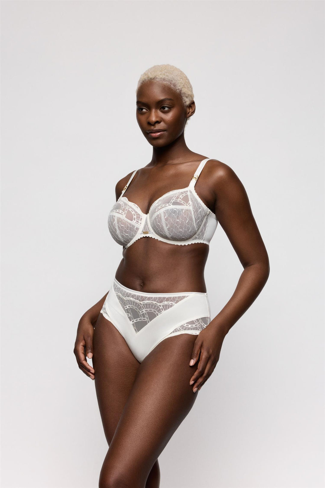 Naica Full Brief Natur