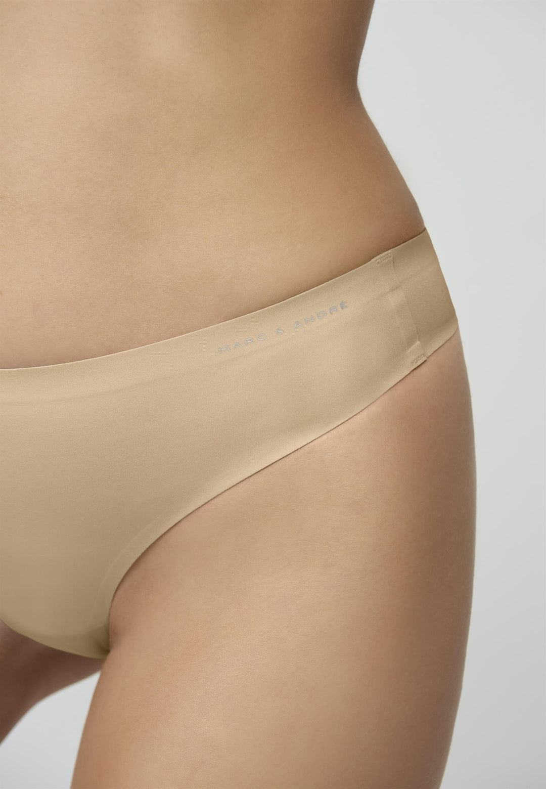 Second Skin String Sømløs Beige