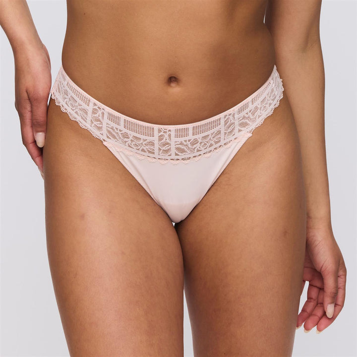 Jadei String Glossy Pink