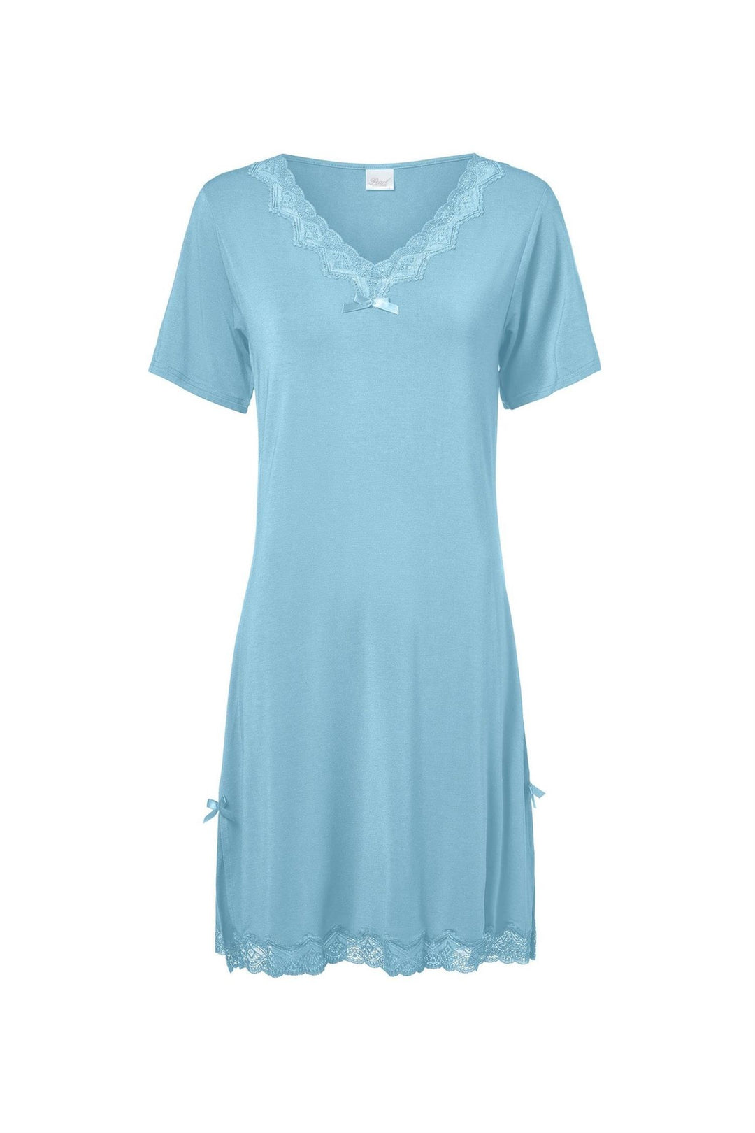 Pearl Design Stockholm nattkjole i Blue Mirage med blondedetaljer
