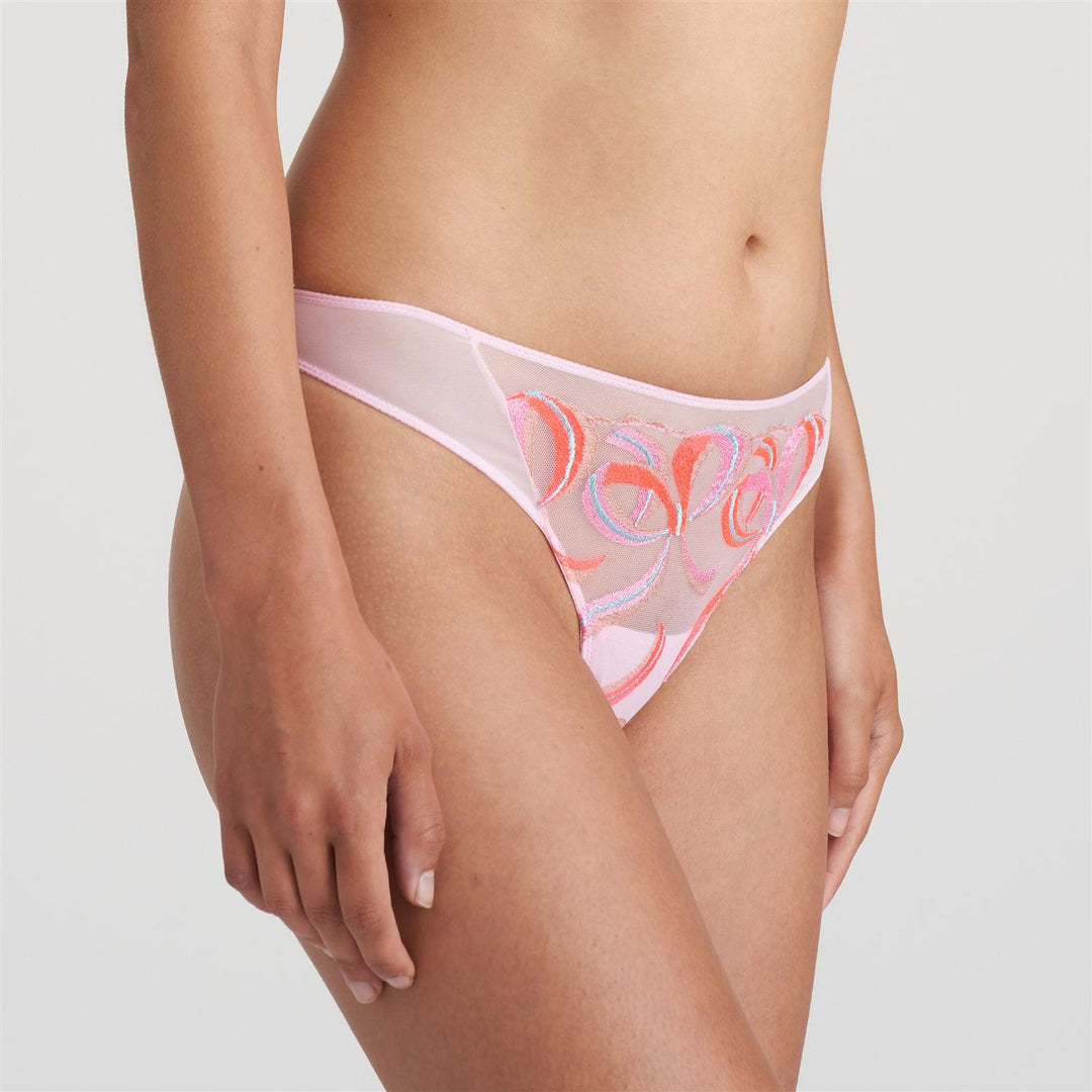 Vita String Lily Rose