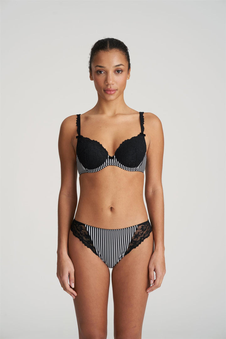 Sydny Heart Shape Bh Tuxedo Black